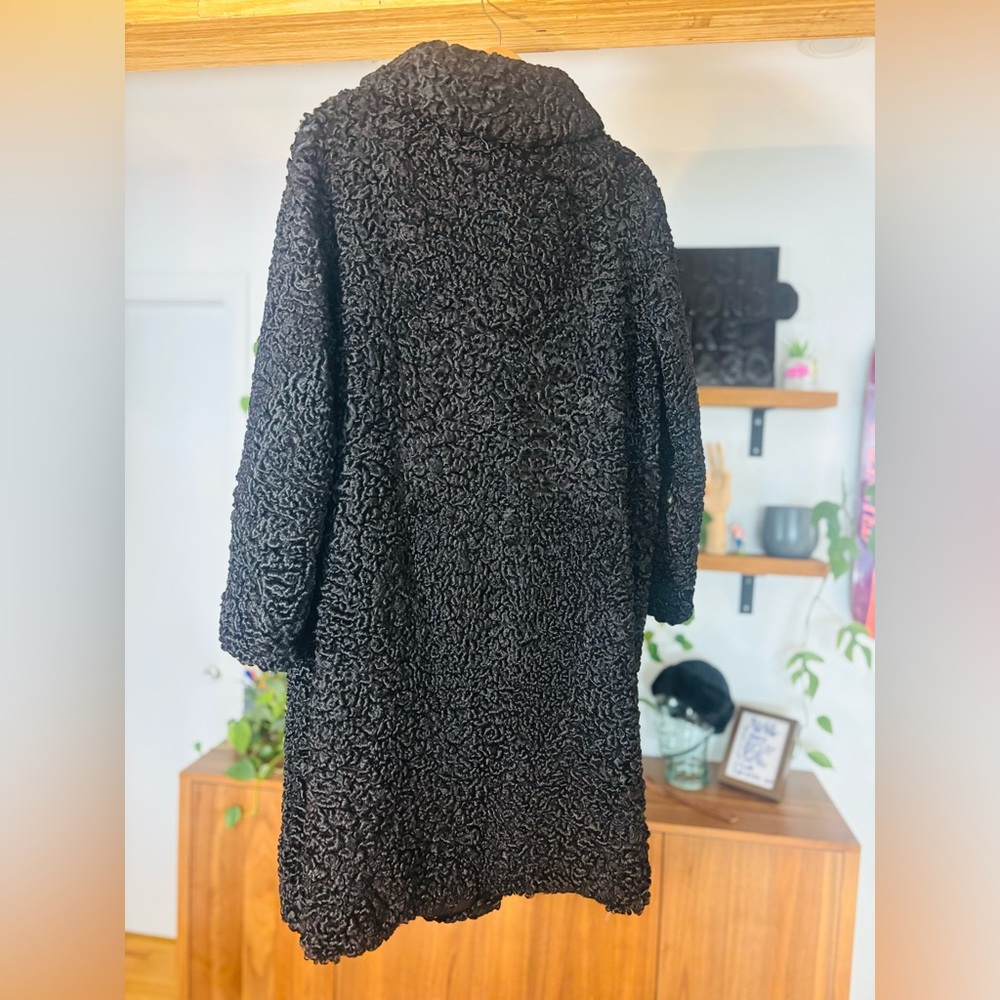 VTG 1960 Black Astrakhan Lamb Fur Coat | Made in Quebec by Fernand Émond - Picture 5 of 15